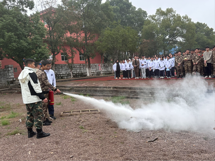 “隐患险于明、防范胜于救灾、责任重于泰”--鹰潭东望职教基地